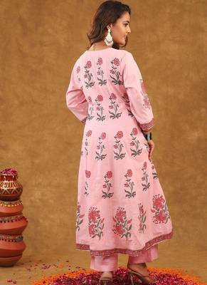 Pink butta kurta pant with duptta 4