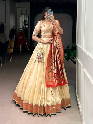 Cream Paithani Silk Zari Weaving Lehenga Choli with Jacquard Dupatta & Batwa 3
