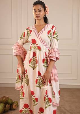 Red butta angrakha suit set 2