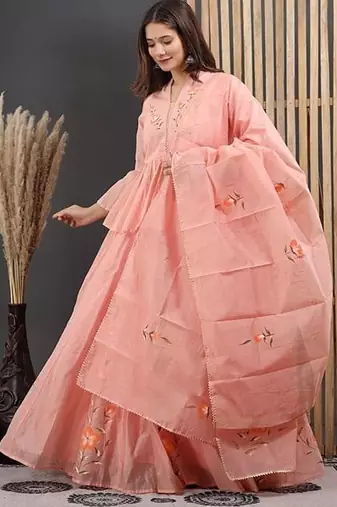 Peach lahnga choli with duptta