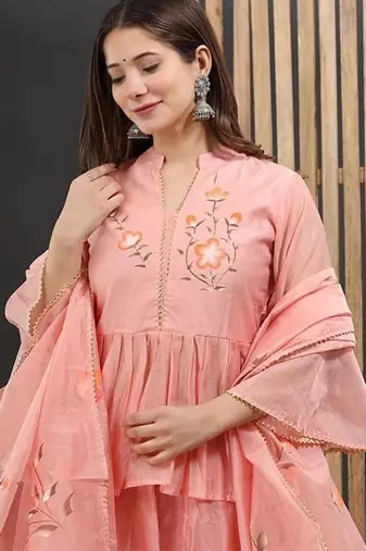 Peach lahnga choli with duptta