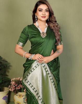 Mahendi satin silk blend ethnic woven lagdi pallu saree 3