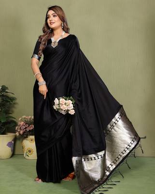 Black satin silk blend ethnic woven lagdi pallu saree 4