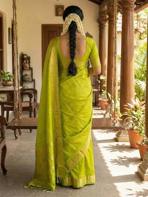Parrot green soft silk blend woven saree ethnic looks 2