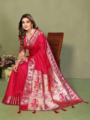 Pink paithani silk blend paithani woven gala saree 4
