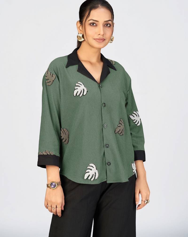 Women’s green cotton leaf embroidered casual shirt with black collar