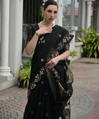 Black jute linen silk blend graceful saree 3