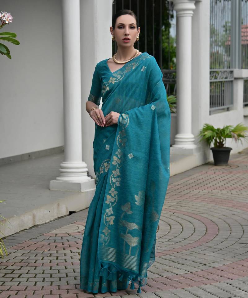 Firozi color jute linen silk fabric beautiful graceful saree
