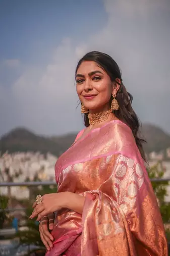 Baby pink soft silk blend banarasi jacuard work designer saree with blouse