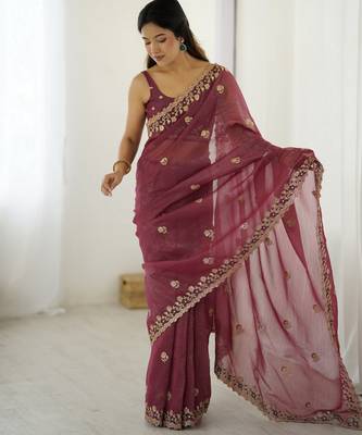 Onion crunchy partywear saree girlie looks 2