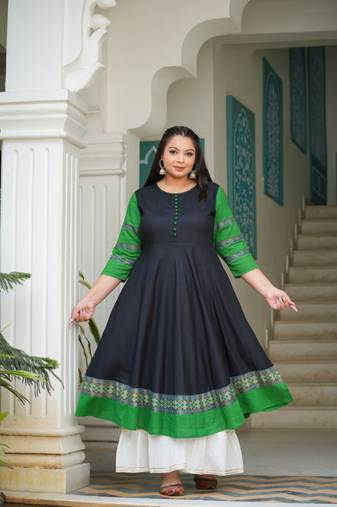 Yash gallery women's rayon anarkali kurta (black)