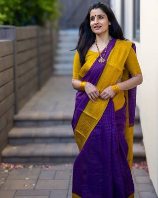 Purple silk blend banarasi jaquard designer saree with blouse 1