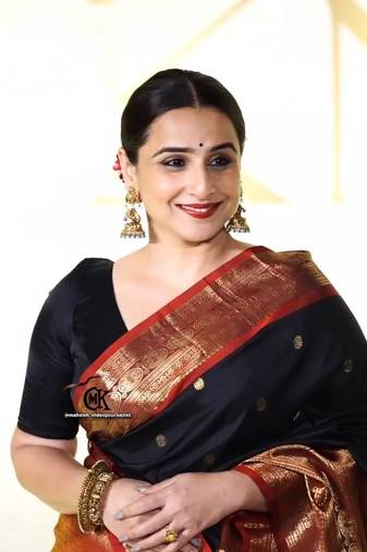 Black soft silk blend banarasi jacuard work designer saree with blouse