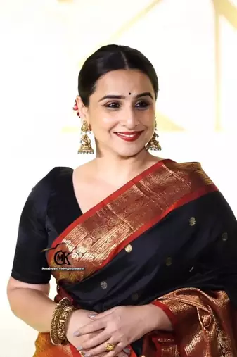 Black soft silk blend banarasi jacuard work designer saree with blouse