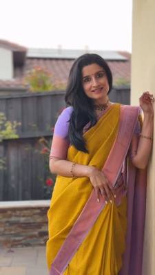 Yellow silk blend banarasi jaquard designer saree with blouse 1