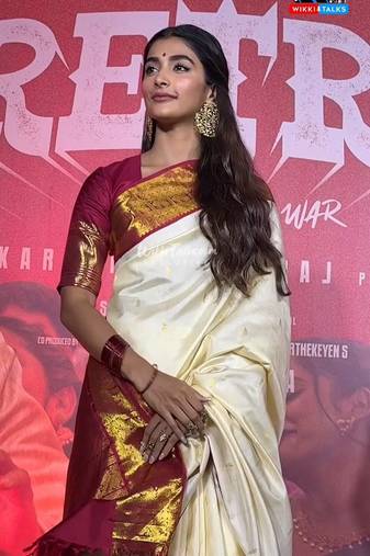 Off white soft silk blend banarasi jacuard work designer saree with blouse