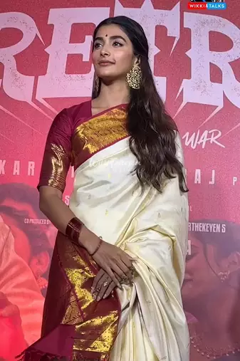 Off white soft silk blend banarasi jacuard work designer saree with blouse