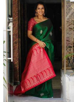 Green silk blend banarasi jaquard designer saree with blouse 3