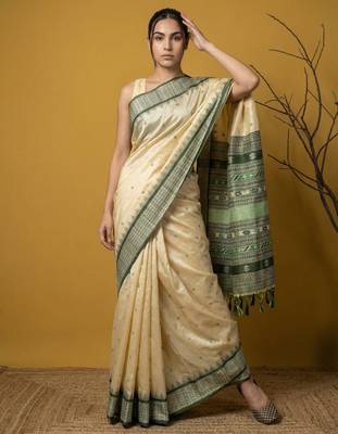 Handloom soft silk saree with zari woven motifs contrast traditional border 3