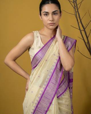 Handloom soft silk saree with zari woven motifs contrast traditional border 4