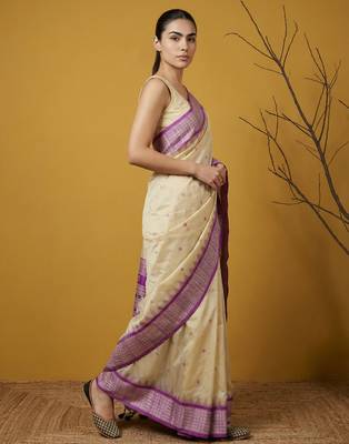 Handloom soft silk saree with zari woven motifs contrast traditional border 5