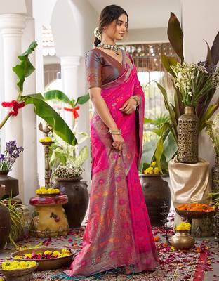 Pink girlie woven partywear saree 4