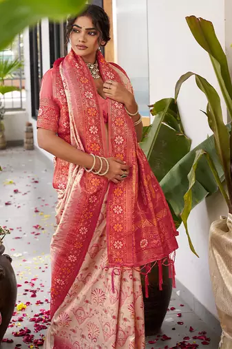 Cream girlie woven partywear saree