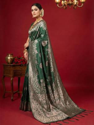 Dark green silk blend woven ethnic ceremonial saree 2