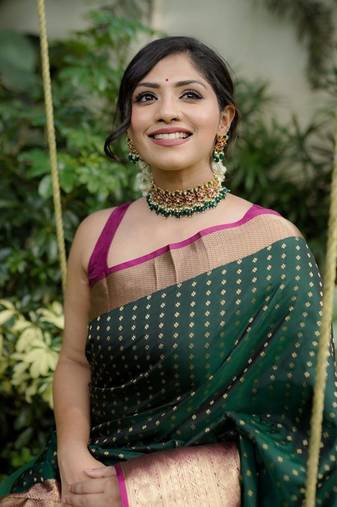 Green soft silk blend banarasi jacuard work designer saree with blouse