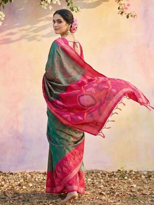 Mehnadi soft silk blend woven graceful ethnic partywear saree 2