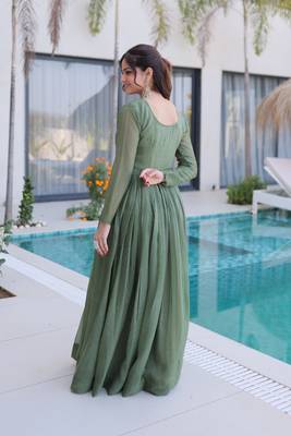 Green women silver crunchy fabric beads embroidered long gown party wear flared ethnic gown 2