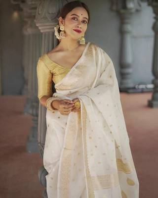 White linen slub jaquard designer saree with blouse 1