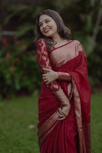 Red soft silk blend banarasi jacuard work designer saree with blouse
