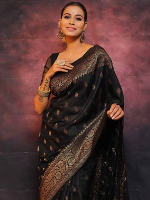 Black silk blend banarasi jaquard designer saree with blouse 1