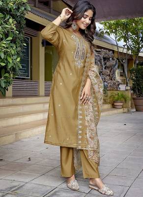 Chiku color stylish partywear readymade suit 4