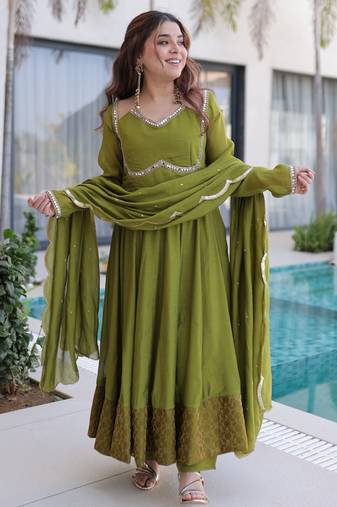 Green color beautiful mul chanderi fabric stylish ceremonial attire