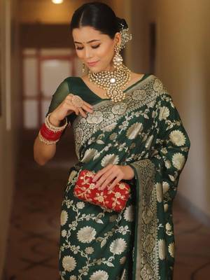 Green silk blend banarasi jaquard designer saree with blouse 1