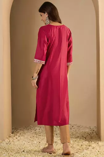 Pink color trendy formal looking classy kurta for girl