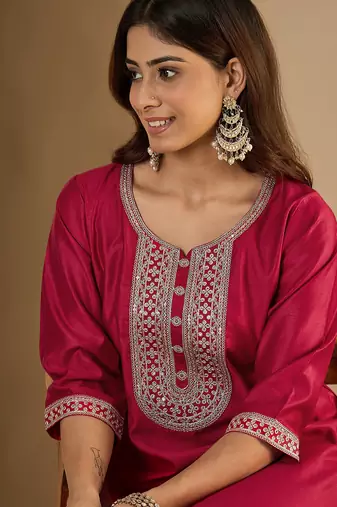 Pink color trendy formal looking classy kurta for girl