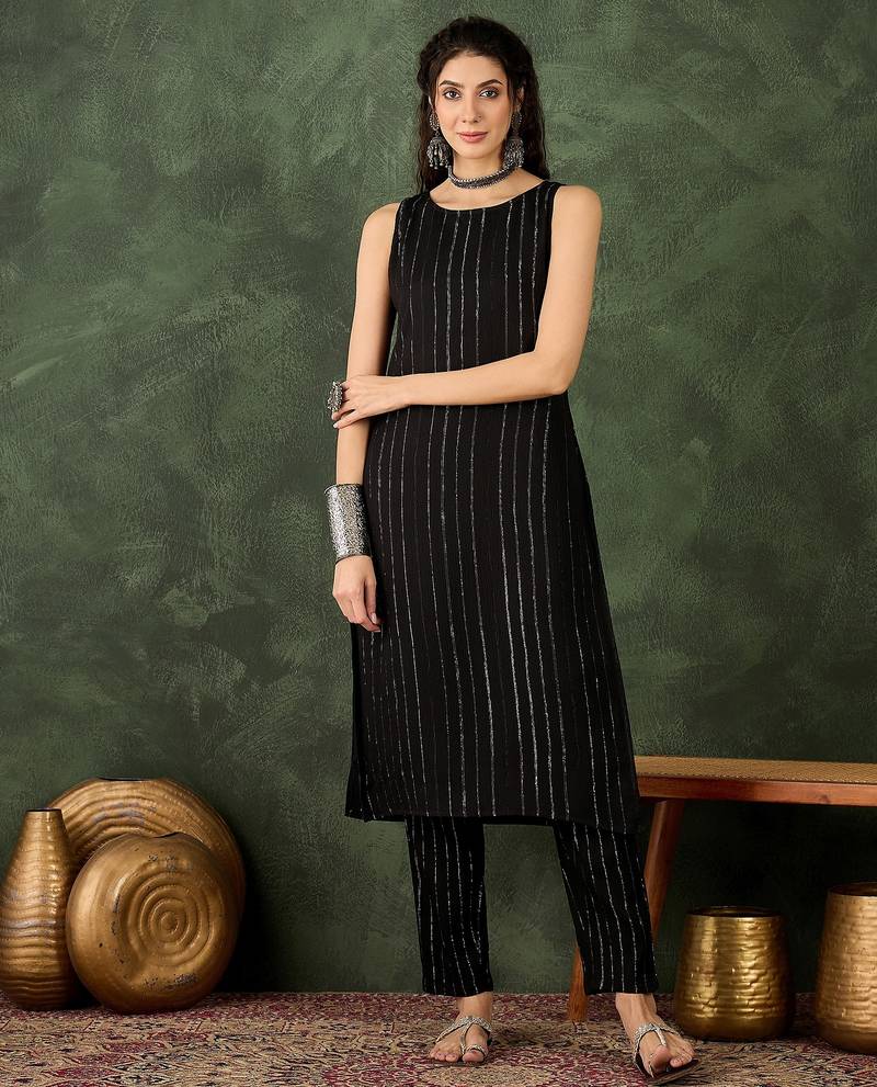 Black color cotton silk blend beautiful stylish tendy top bottom set