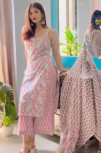 ANGAVASTRAM Women’s Pink Printed Sleeveless Cotton Kurta Set with Palazzo & Dupatta | Festive, Casual & Office Wear