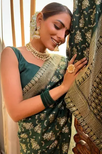 Green silk blend banarasi jaquard designer saree with blouse