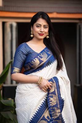 White silk blend banarasi jaquard designer saree with blouse 1