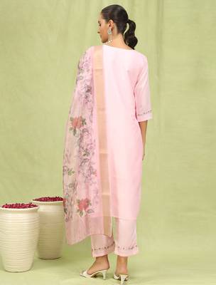 Pink color silk blend embroidered suit 2