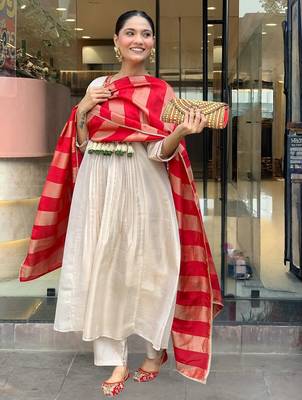 Red color beautiful silk ceremonial readymade suit 2