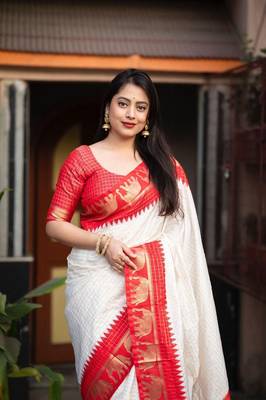 White silk blend banarasi jaquard designer saree with blouse 1