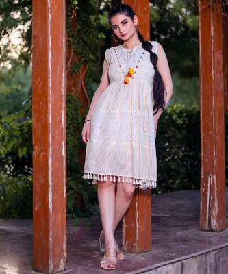 Off white color beautiful formal looks ceremonial khadi cotton kurta 4