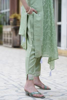 Pista color silk blend smart embroidered trendy salwar suit 4