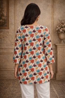 Off white color digital printed muslin foral kurta 2