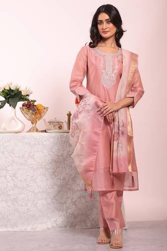 Pink color poly silk fabric smart ethnic partywear kurta set
